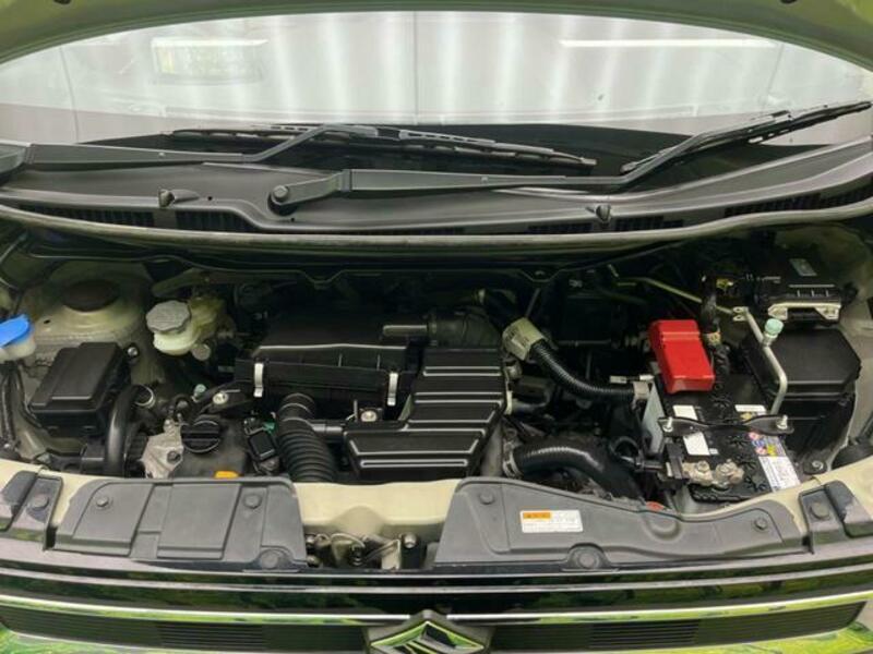 WAGON R-18