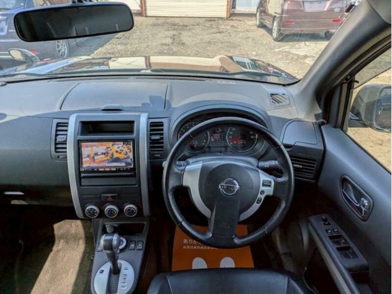 X-TRAIL-17