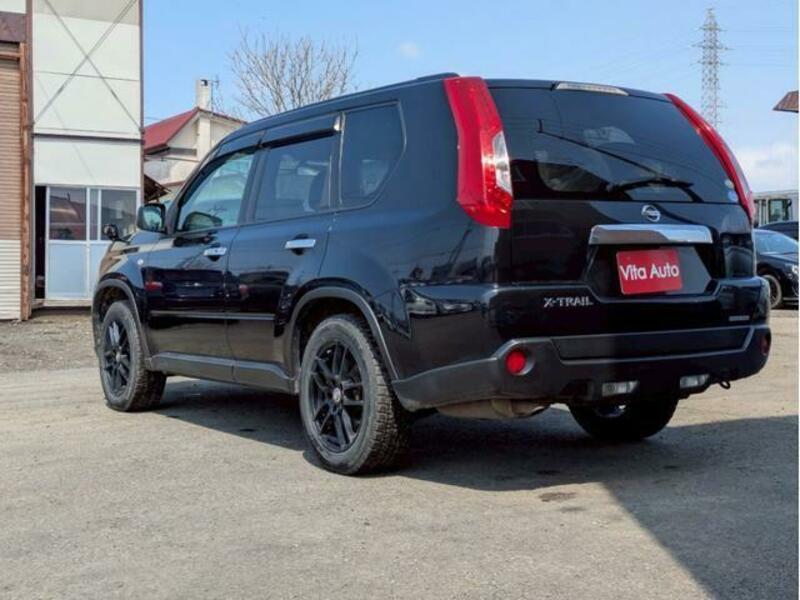 X-TRAIL-18