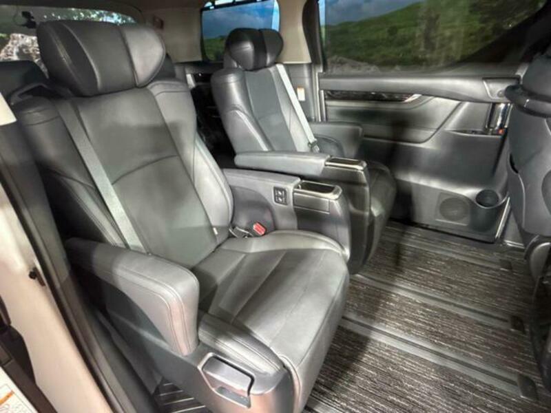 ALPHARD-9