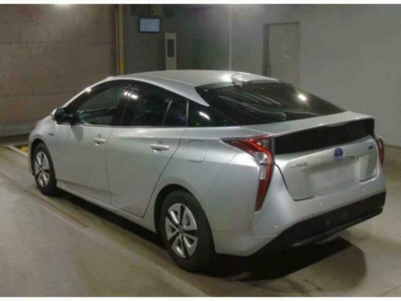 PRIUS-1
