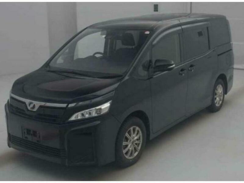 TOYOTA　VOXY