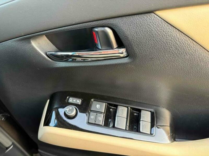 ALPHARD-8