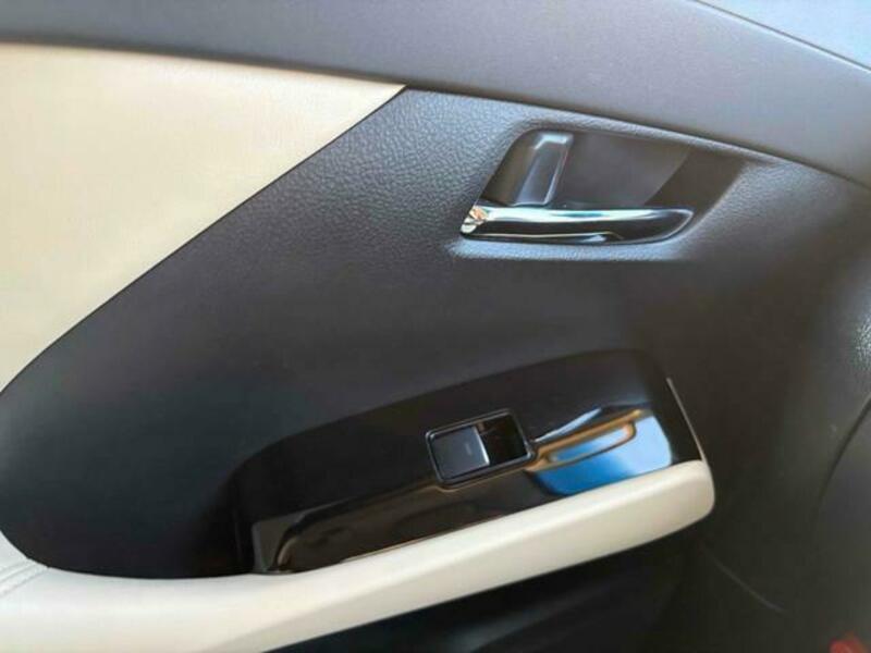 ALPHARD-9