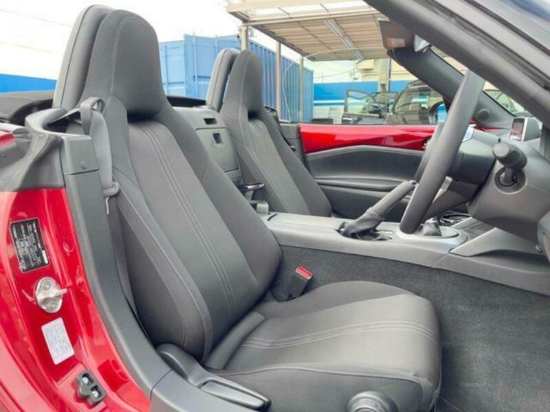 ROADSTER-8