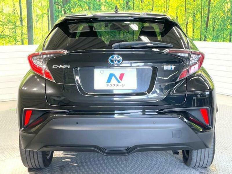 C-HR-15