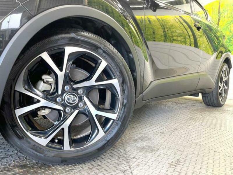 C-HR-13