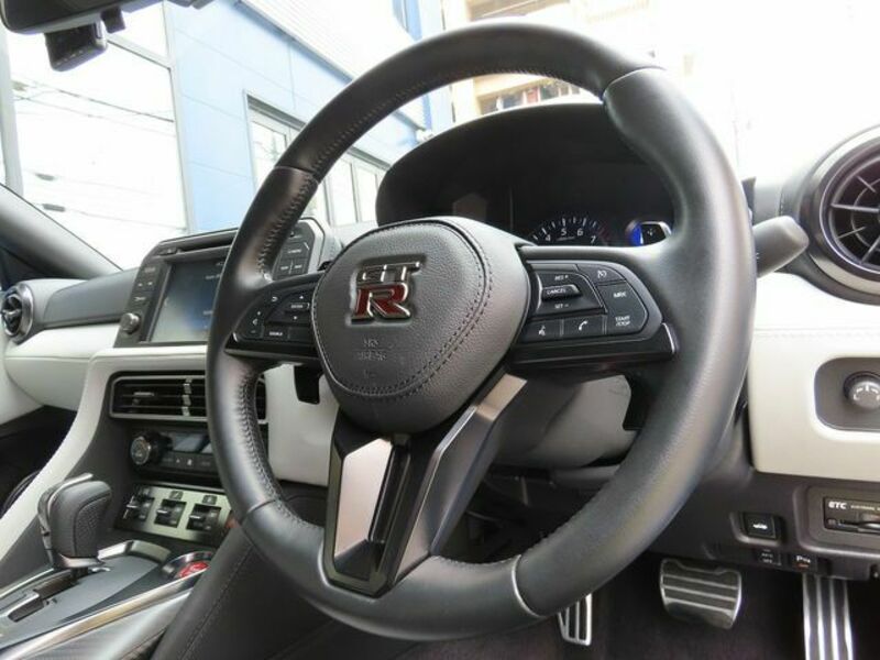 GT-R