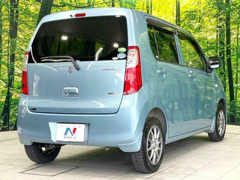 WAGON R-16