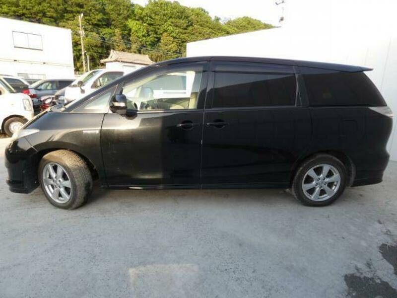 ESTIMA HYBRID
