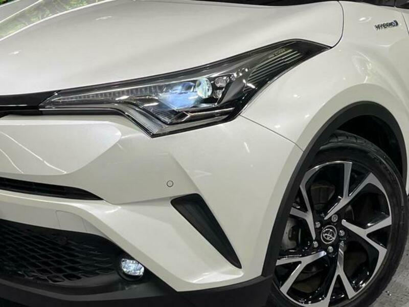C-HR-11