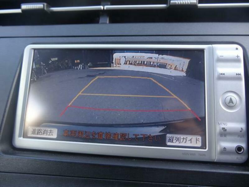 PRIUS-6