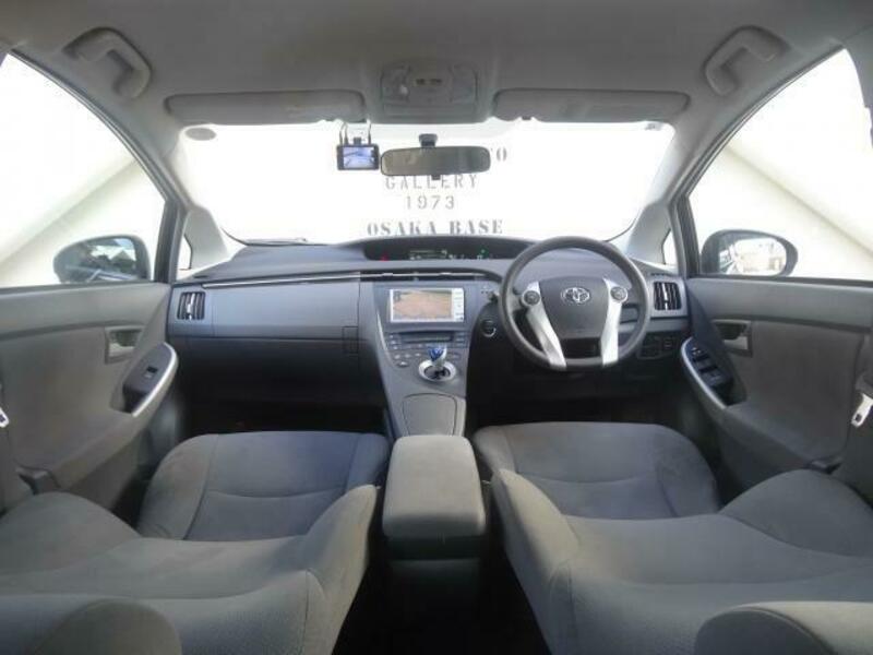 PRIUS-2