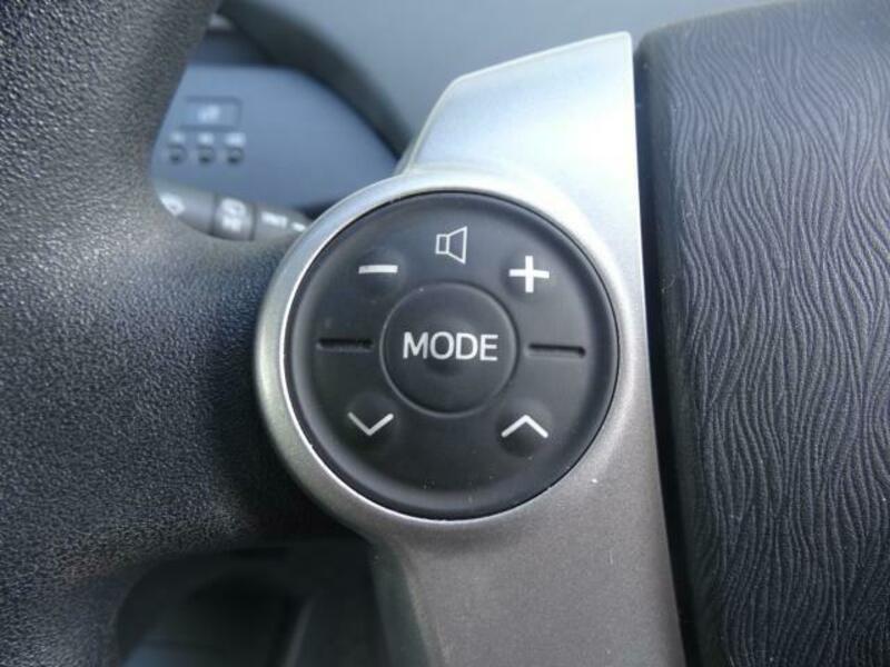 PRIUS-18