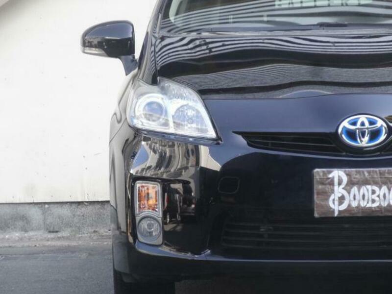 PRIUS-11