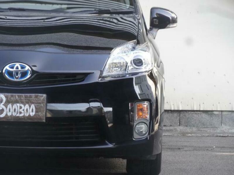 PRIUS-12
