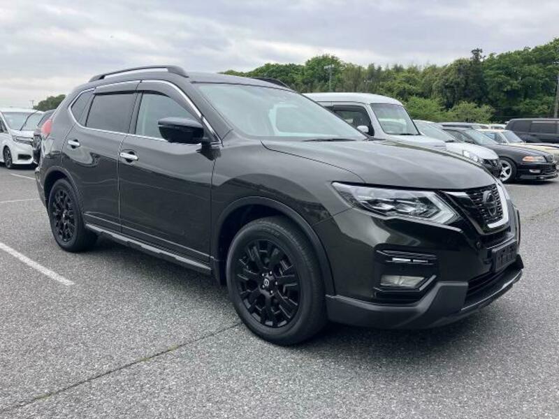 X-TRAIL
