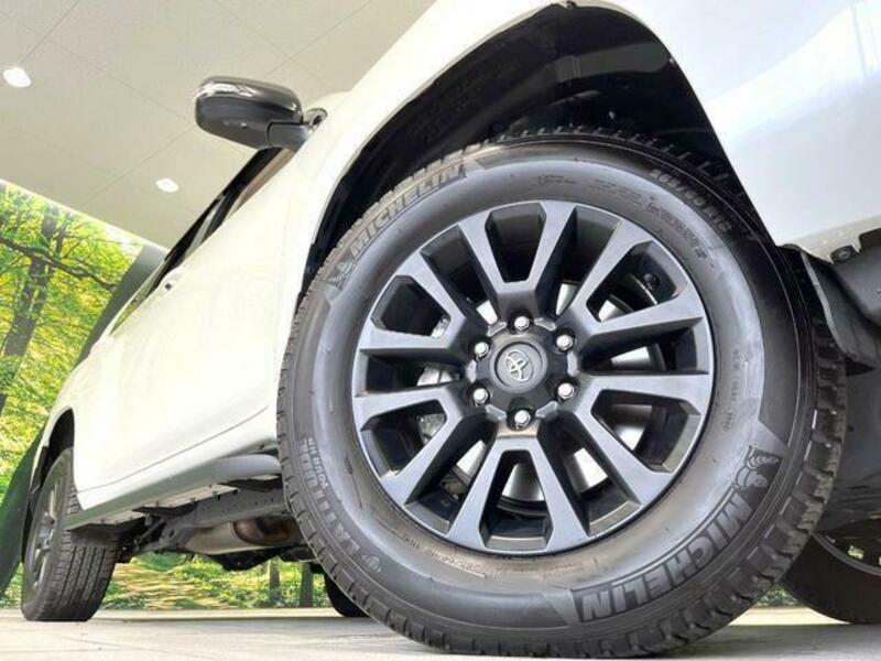 LAND CRUISER PRADO-15