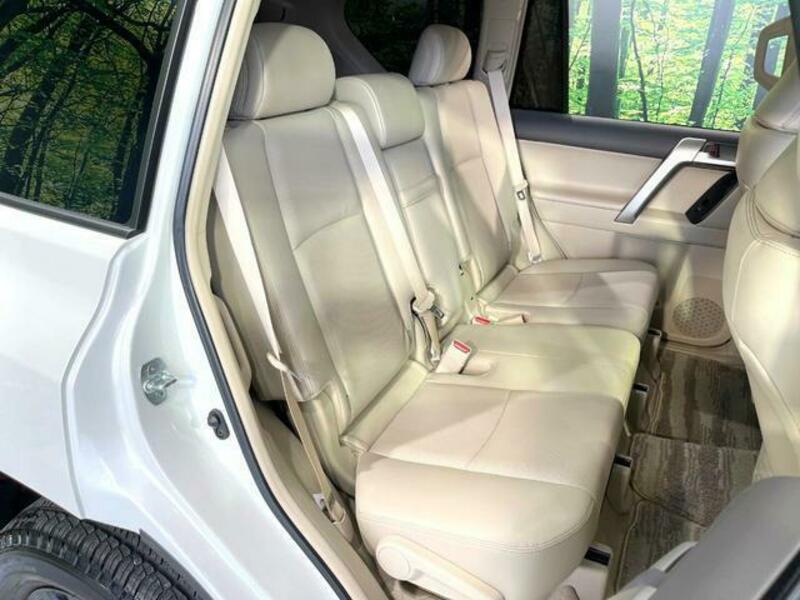 LAND CRUISER PRADO-11