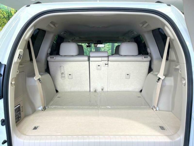 LAND CRUISER PRADO-13