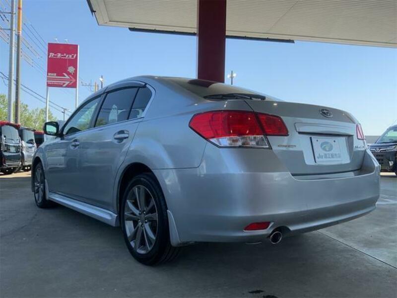 LEGACY B4
