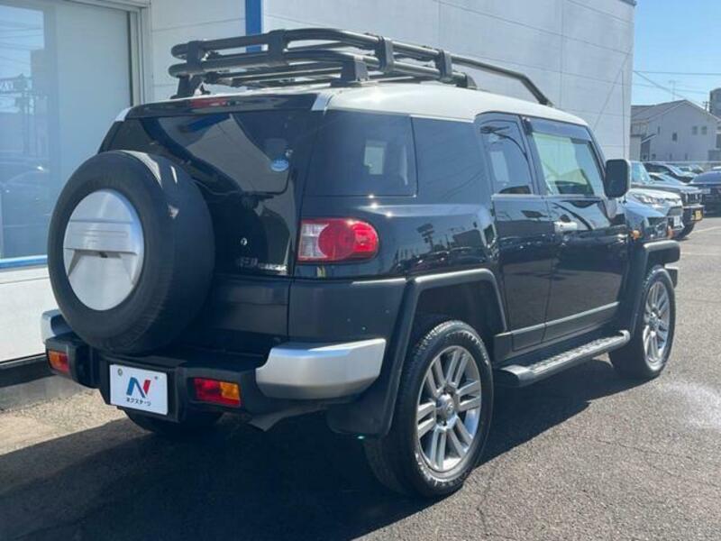FJ CRUISER-16