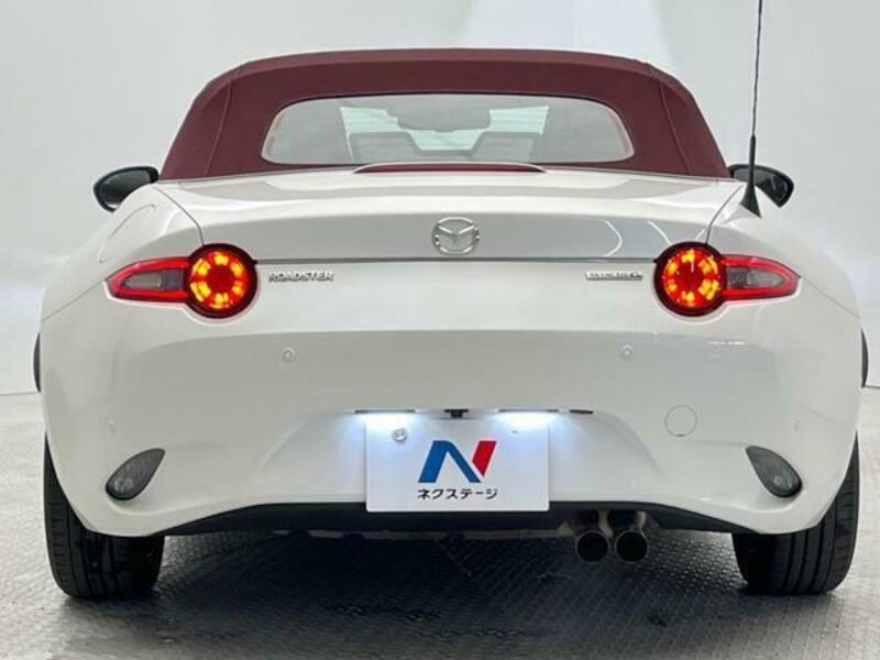 ROADSTER-14