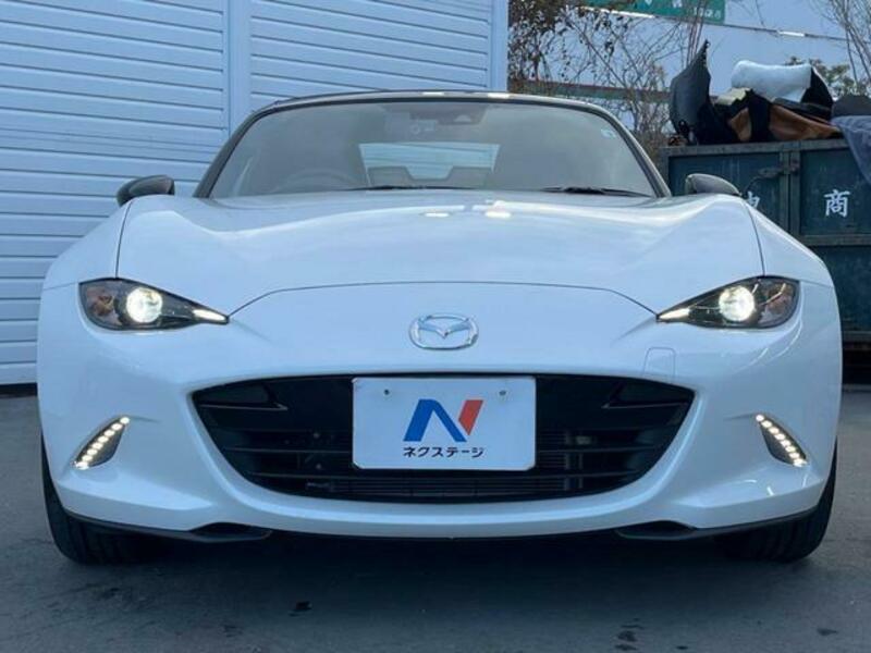 ROADSTER-12