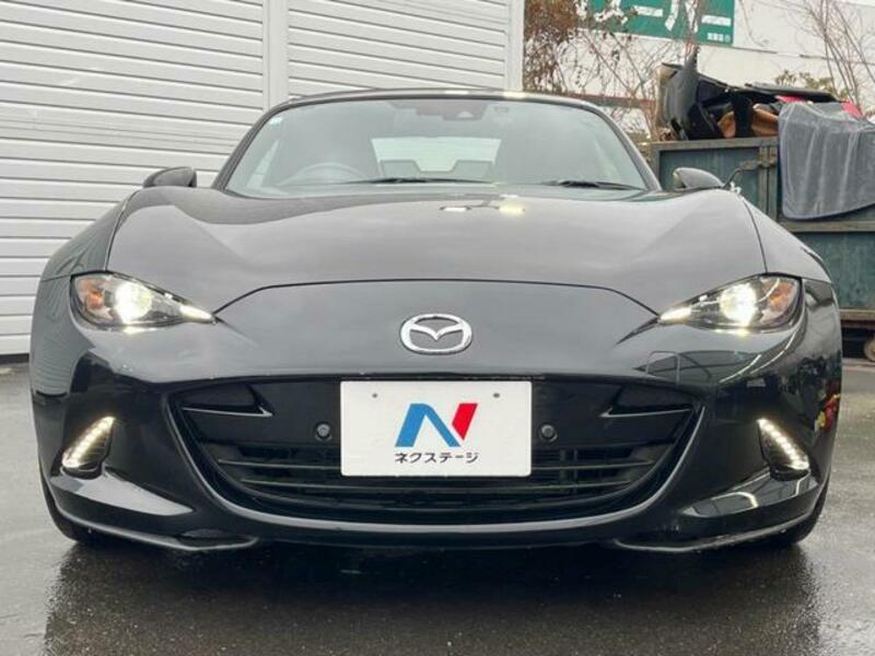 ROADSTER-11