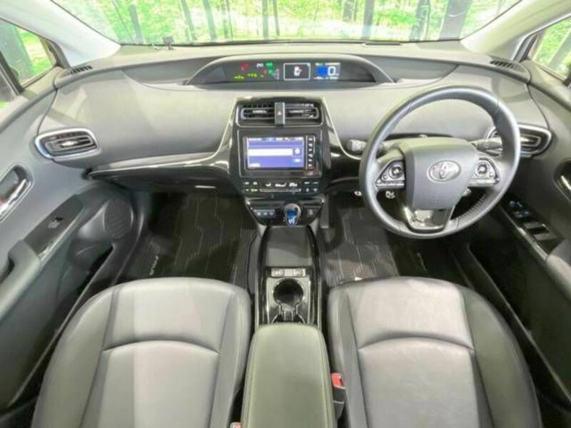 PRIUS-1