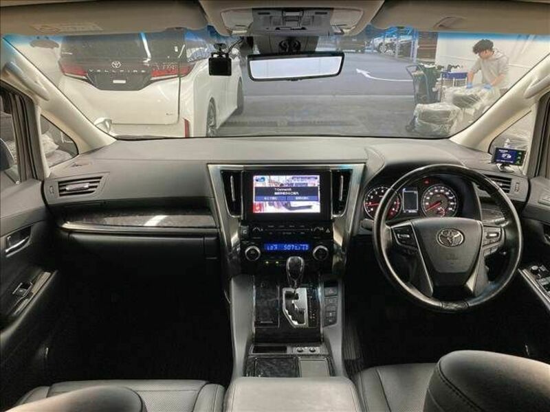 VELLFIRE-1