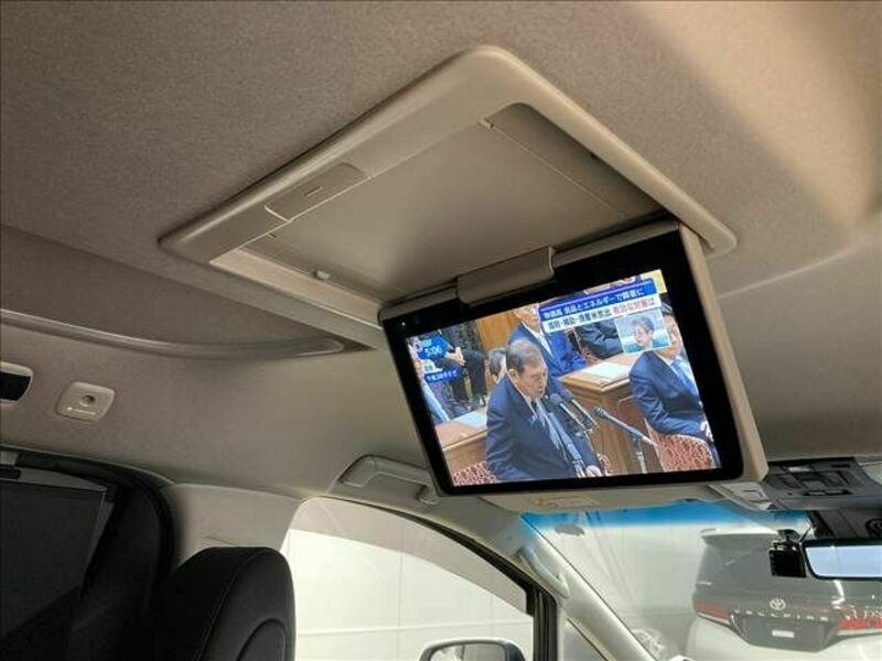 VELLFIRE-9