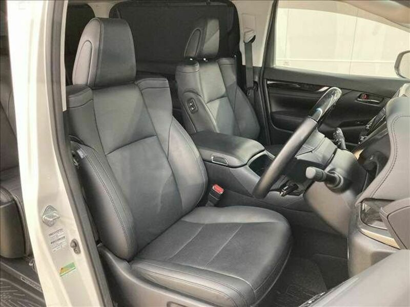 VELLFIRE-10