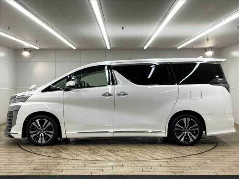 VELLFIRE-15