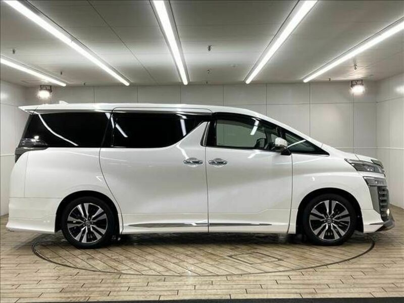 VELLFIRE-16