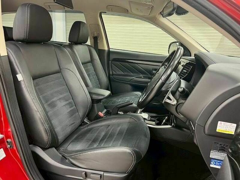 OUTLANDER PHEV