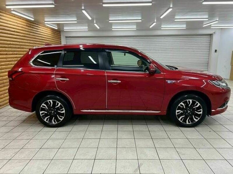 OUTLANDER PHEV