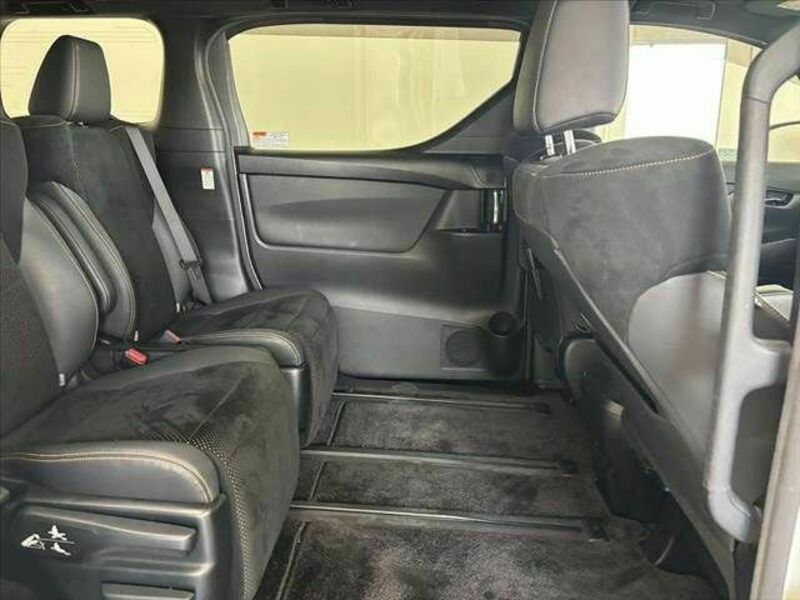 ALPHARD-16