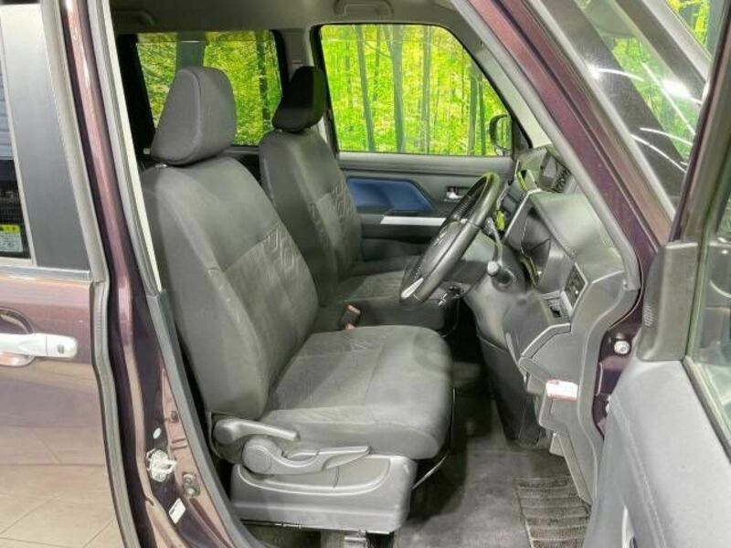 ROOMY-7