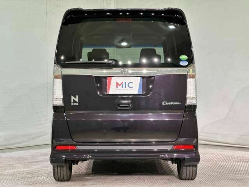 N BOX CUSTOM