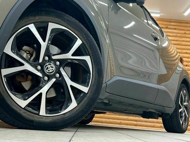 C-HR-10