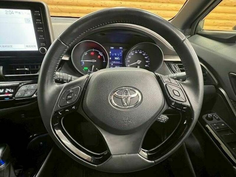 C-HR-12