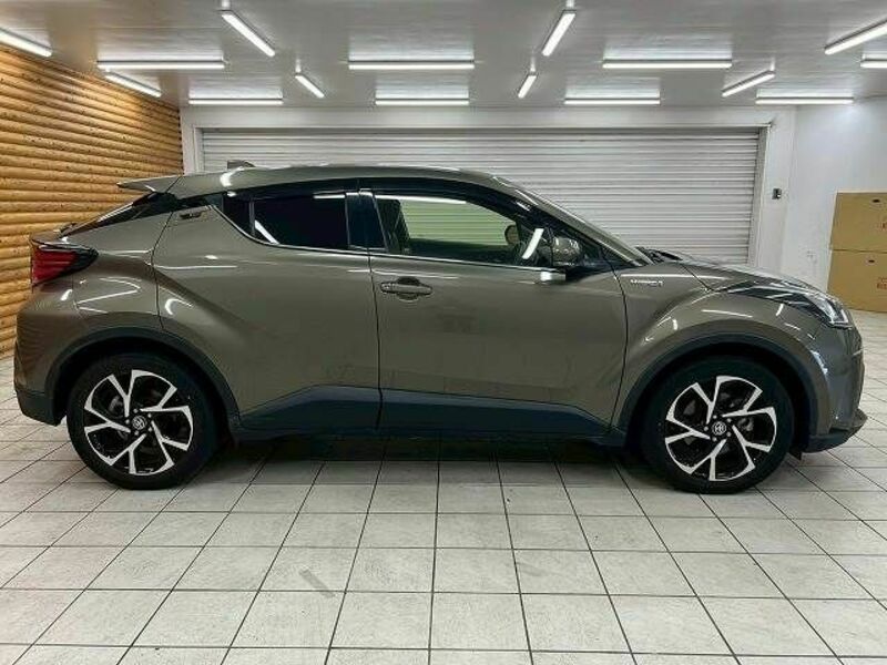 C-HR-17