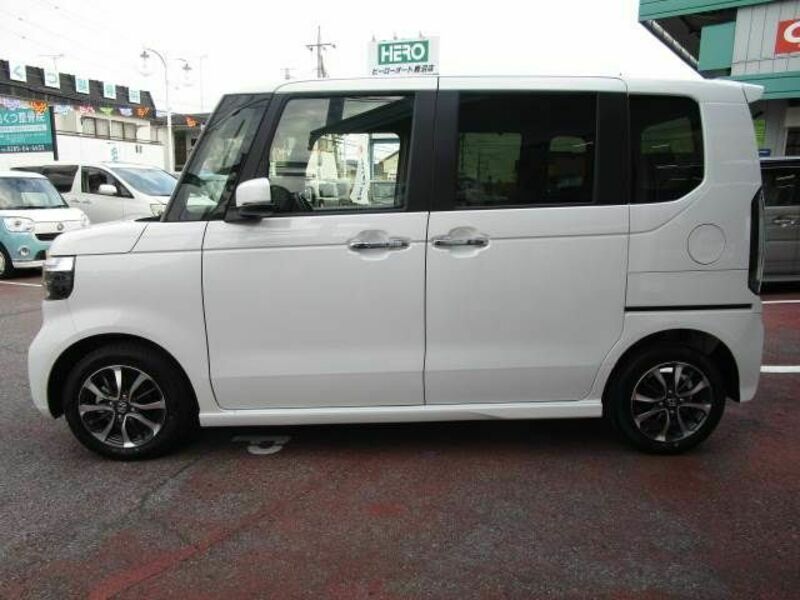 N BOX CUSTOM-4