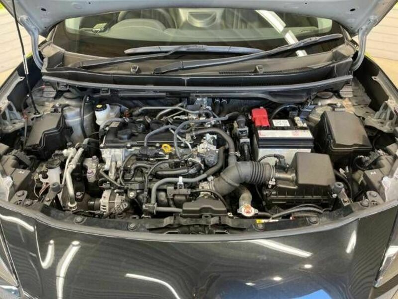 YARIS CROSS-18
