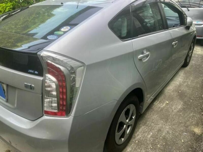 PRIUS-5