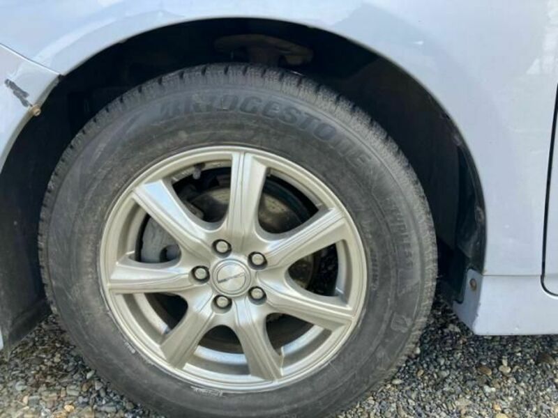 PRIUS-8