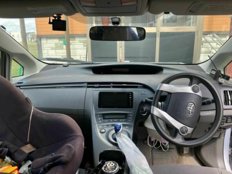 PRIUS-19