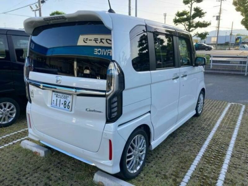 N BOX CUSTOM