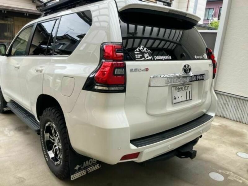 LAND CRUISER PRADO-3